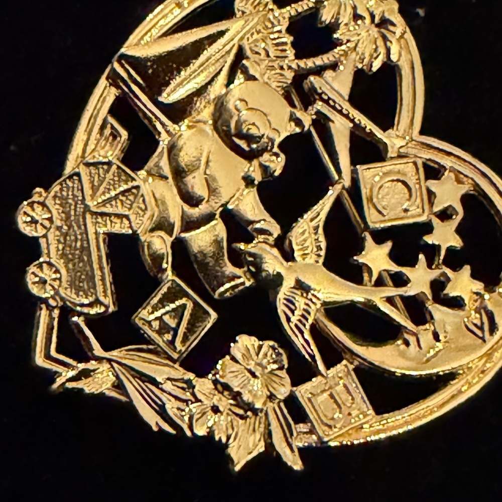 Gold Heart-Shaped Teddy Bear Pin - Picture 2 of 8